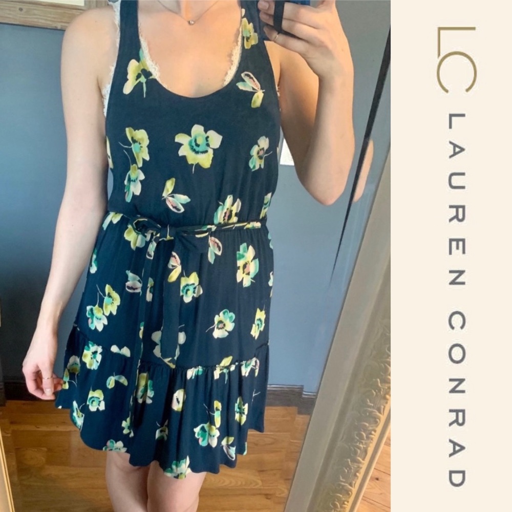 💰3 for $10💰LC LAUREN CONRAD floral summer dress